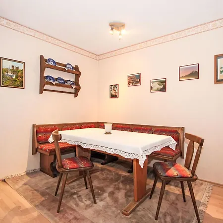 Am Birkenhain-6 By Interhome Lejlighed Seefeld in Tirol